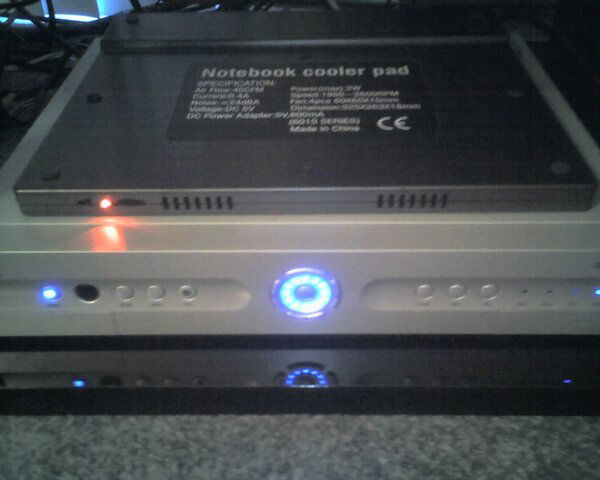 usb cooler on my HR20-700.jpg