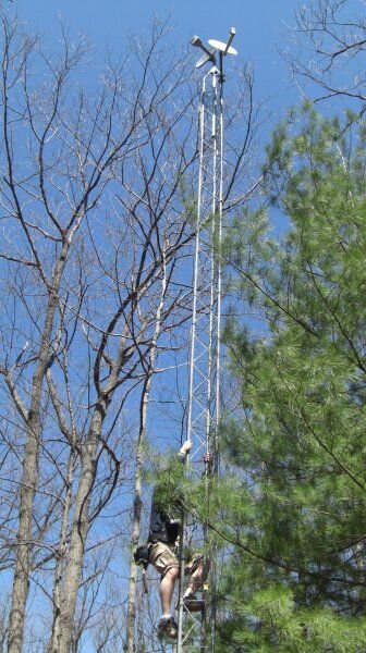 Tower Climbing 003.JPG
