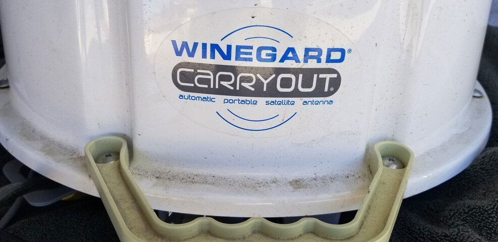 Winegard Carryout GM-1518 (2).jpg