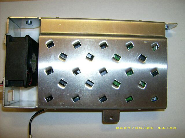 hr20-dsk2.JPG
