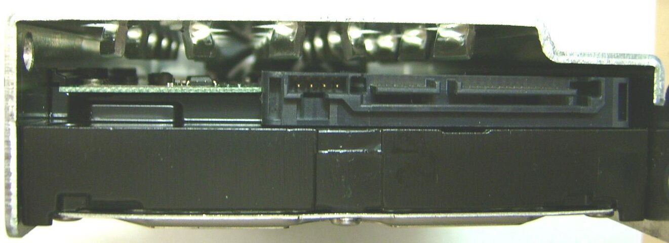 hr20-dsk3.JPG