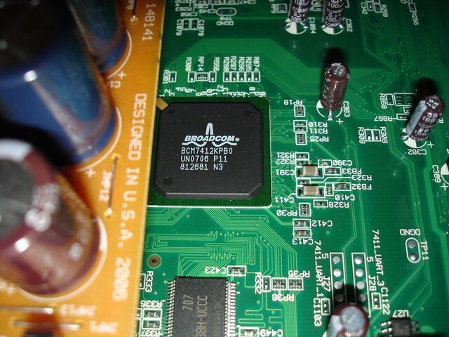 Dish722_chip1.jpg