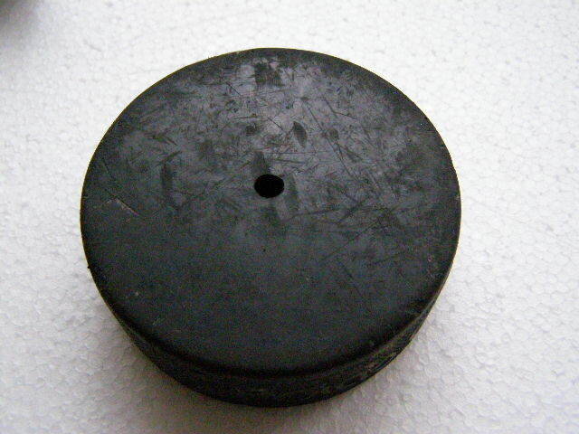 Puck with hole.JPG