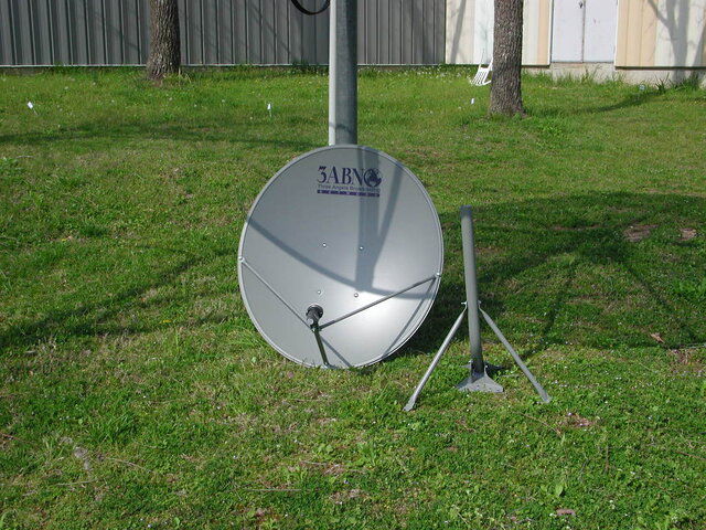 3ABN Satellite dish.JPG