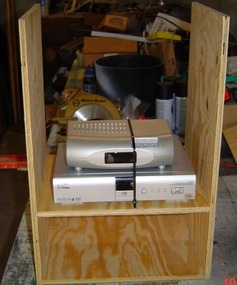 lm-tuner-1.jpg lm-tuner-1.jpg