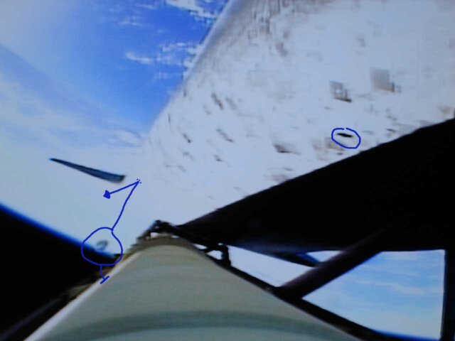 debris1.jpg