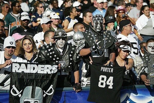 ChargersRaiders009.jpg