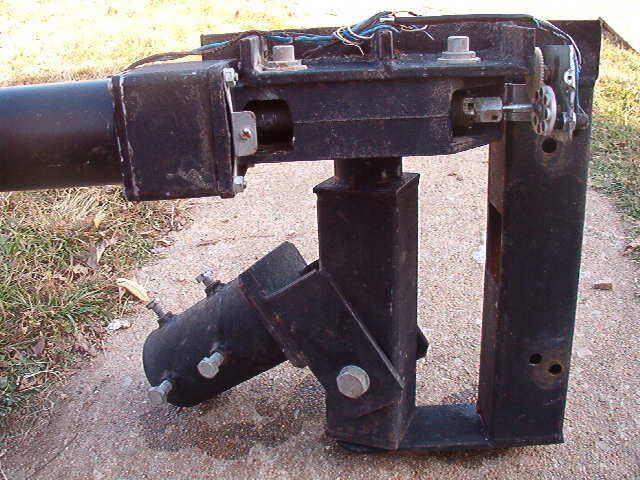 H H Dish Mover 007.jpg