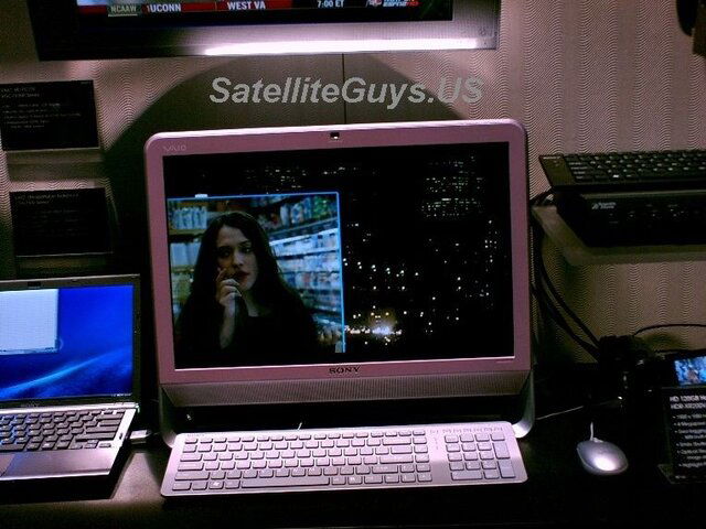 Sony Vaio all in 1 pink.JPG