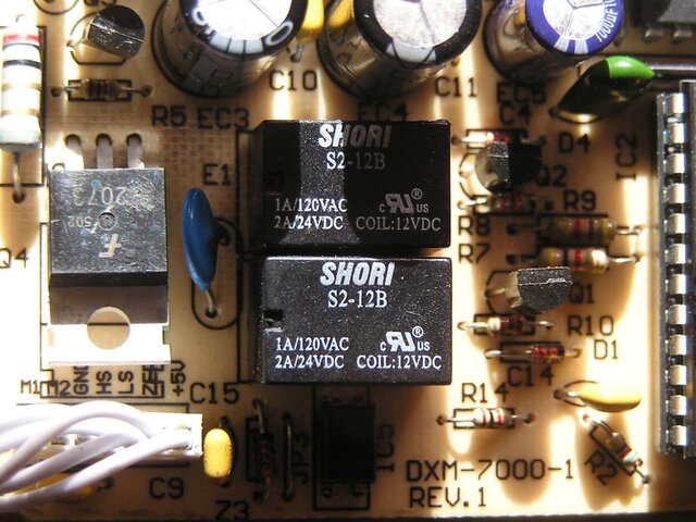 SG2100 relay 001.JPG
