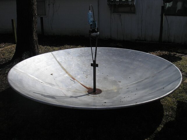 big dish on ground.JPG