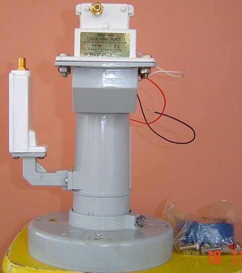 astrotel-precision-pm-93-c-ku-feed1.jpg astrotel-precision-pm-93-c-ku-feed1.jpg