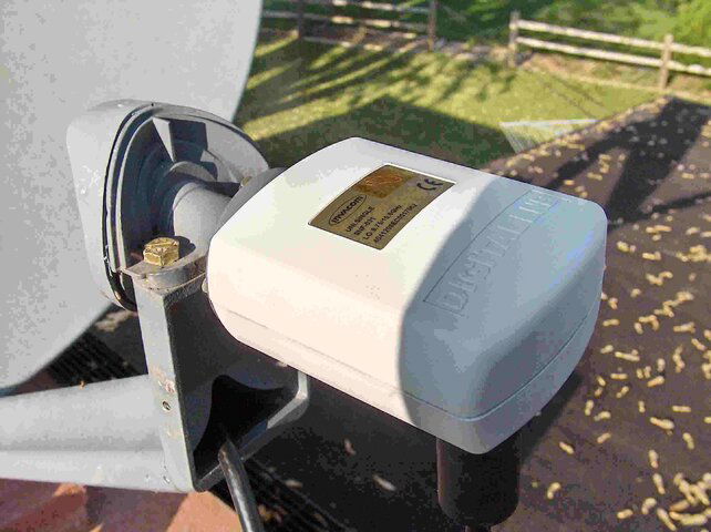 Invacom LNB 003.jpg