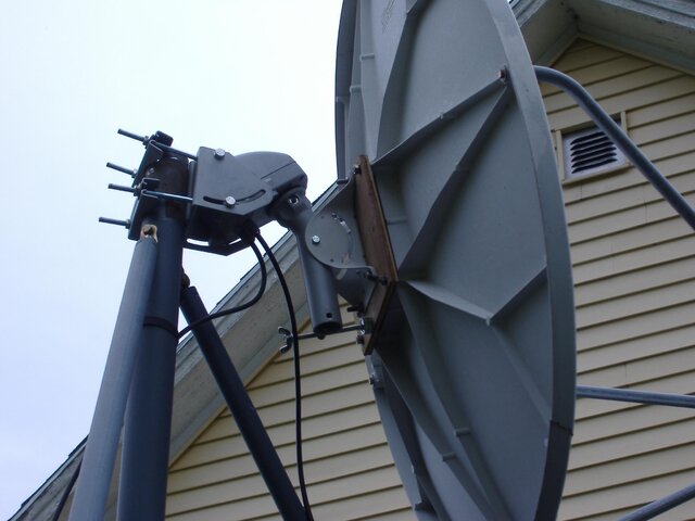 2009_0505Dishmount4.JPG