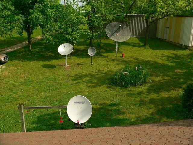 Sat 4 dish roof view.JPG