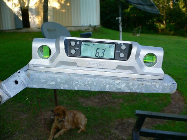 Sat Prod on BV mount LNBF support2.JPG