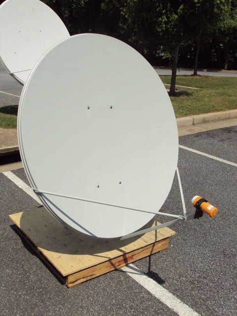 WSI 1.2 m Offset Dish.JPG