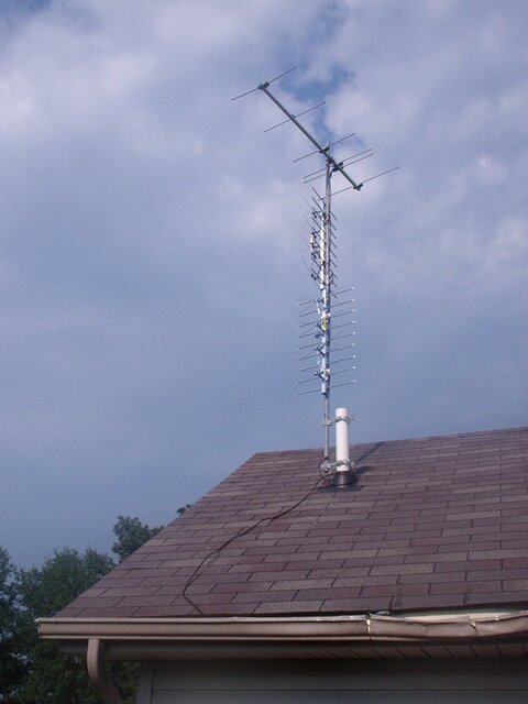 Antenna 'Farm' 001.jpg