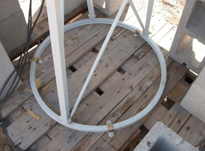 ground mount base.jpg