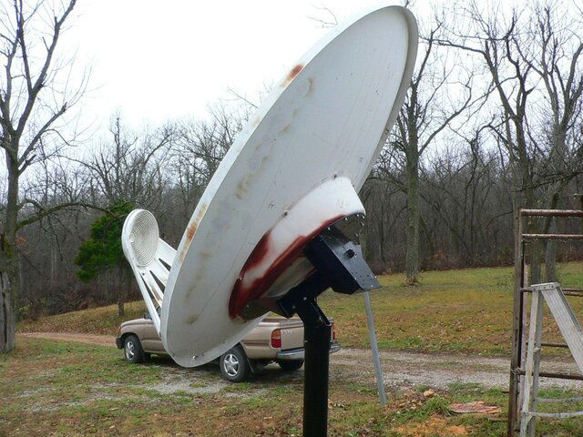 Sat BV Spoon Dish and Wedge Mounted.JPG