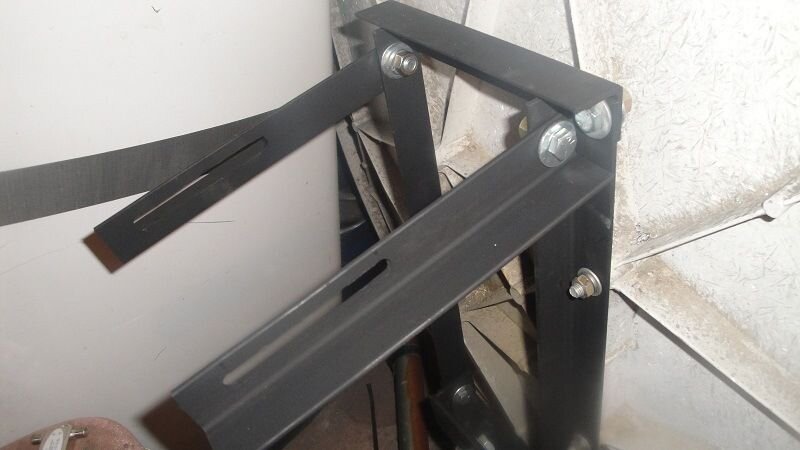 dish bracket top.JPG