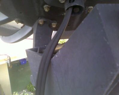 Feed horn Cables.jpg