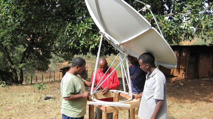 Dish installed at Dongoro school.JPG