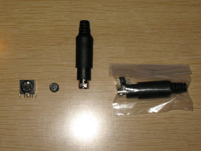 Cyberhome 5.1 AC3 decoder & Klipsch plug 002.jpg
