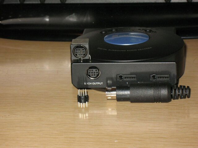 Cyberhome 5.1 AC3 decoder & Klipsch plug 005.jpg