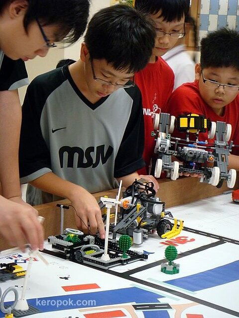 lego.jpg