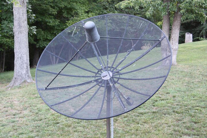 sat_dish.JPG