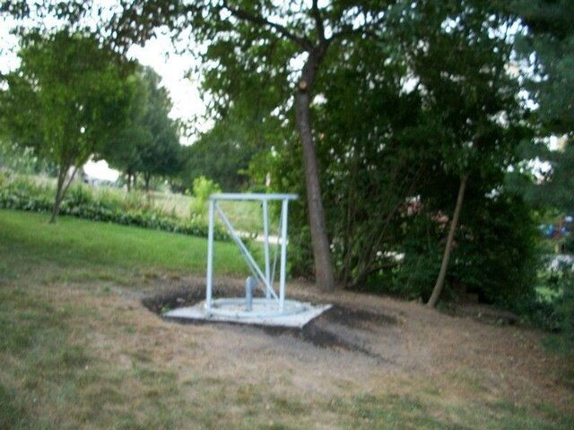 008.JPG