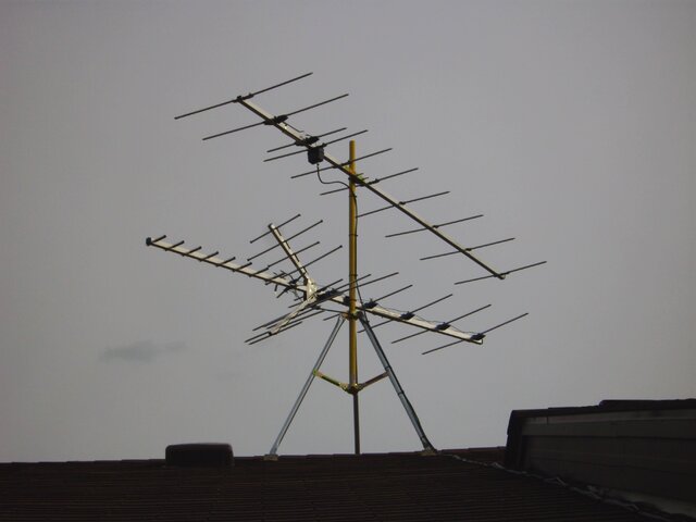 Antenna 1.JPG