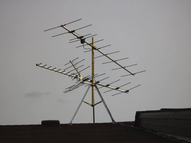 Antenna 3.JPG