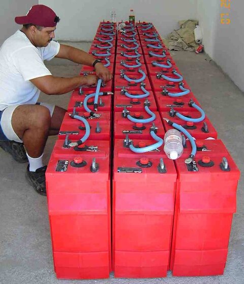 Battery%20Bank%20example.jpg