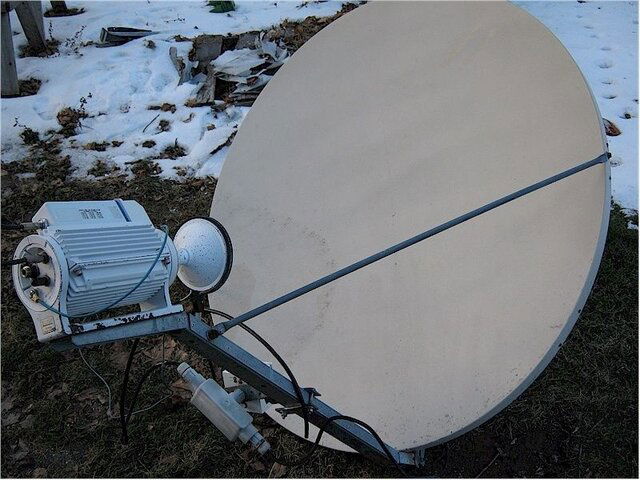 Hughes dish 1.jpg