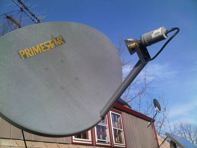 PrimeStar75E-HughesLNB.jpg