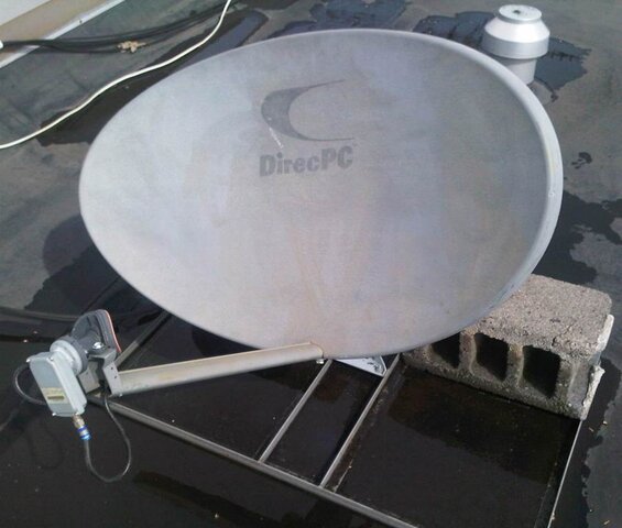 DirecPC-1stLNB.jpg