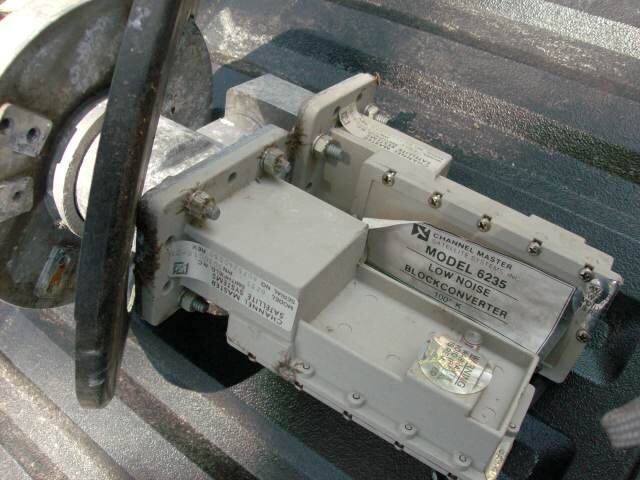 Under the hood 002.jpg