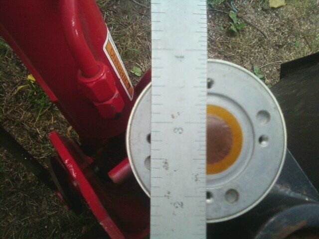Sat Primestar H-V LNB Bolt Pattern.jpg