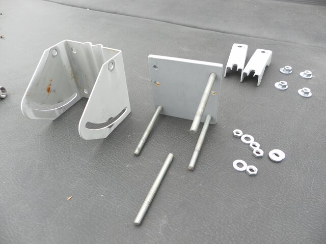 SG2100bracket 006.JPG