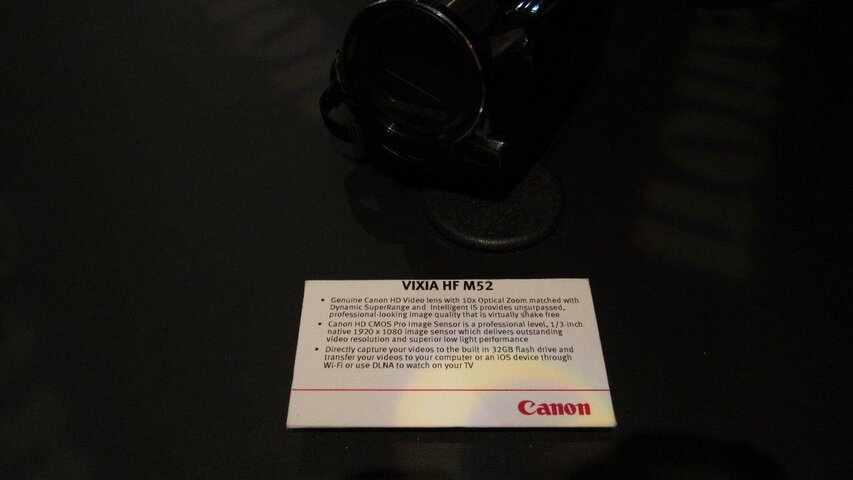 Canon Vixia HF M52.JPG