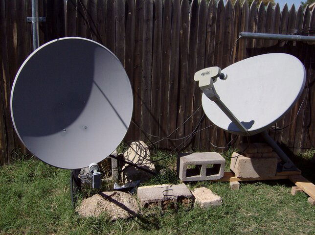 Dish-Primestar install 001.JPG