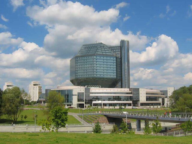 biblioteka-minsk-8.jpg