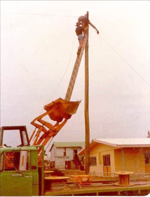 hold on buddy, i'll get ya down, somehow.jpg