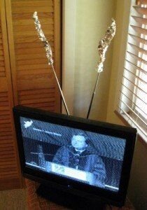 TV-with-rabbit-ears...and-tin-foil-210x300.jpeg