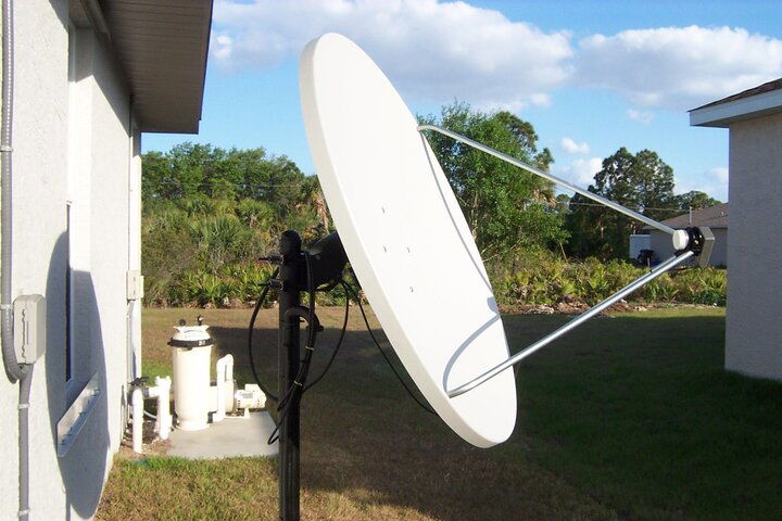 Satellite 003.jpg