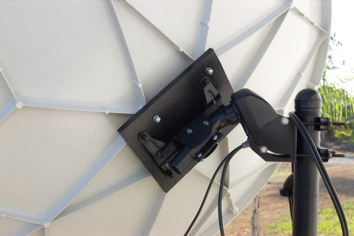 Satellite 005.jpg