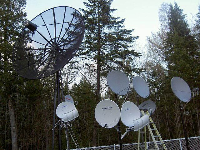 dish farm may 2006.jpg
