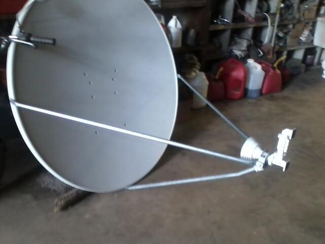 Sat ASC Signal 1.2m Dish with Ortho Feed 06-08-2013.jpg